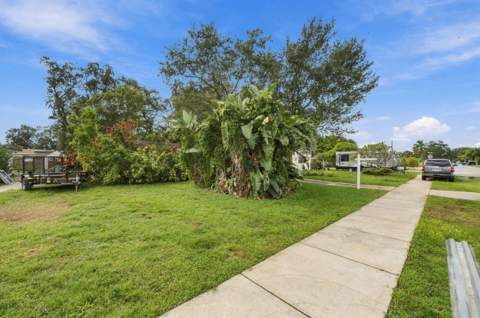 6660 Freedom Street, Hollywood FL - photo 9 of 11