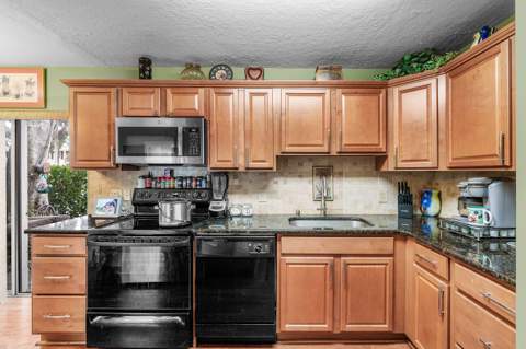 22 Stratford Drive #22A, Boynton Beach FL - photo 8 of 37