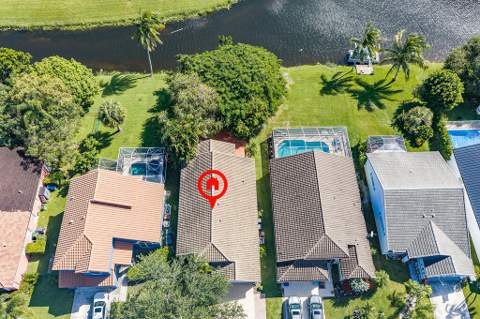740 Lake Wellington Drive, Wellington FL - photo 15 of 48
