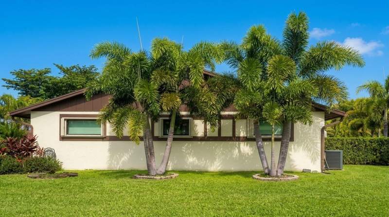 2 bedroom Villa at 5102 Forsythia Street, Kings Point 13, Delray Beach — photo 4