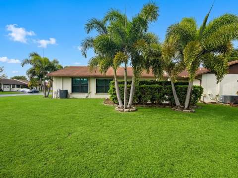 5102 Forsythia Street, Delray Beach FL - photo 6 of 8