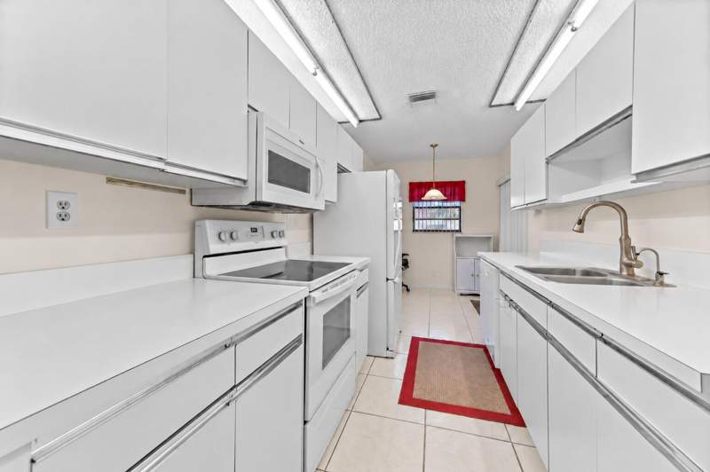 1 bedroom Villa at 14170 Nesting Way #B, High Point Of Delray West, Delray Beach — photo 3