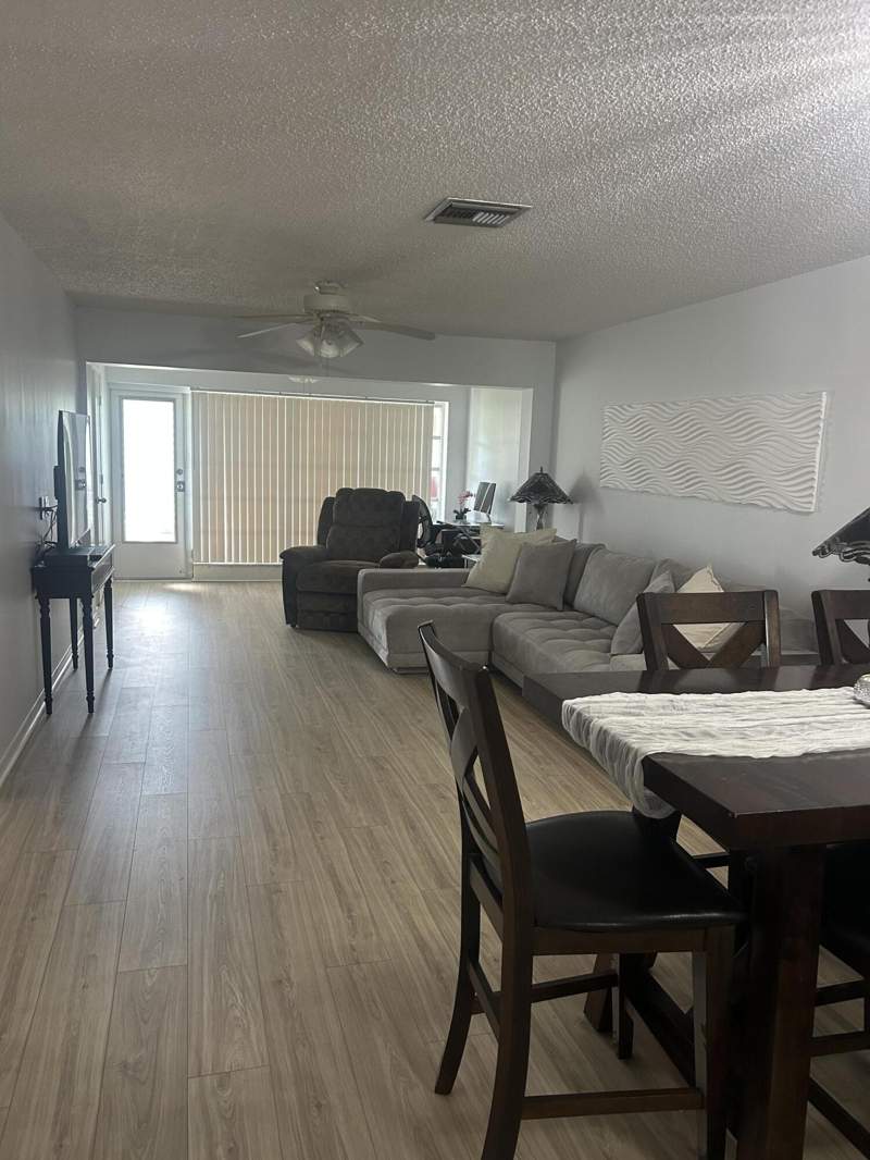 2 bedroom Villa at 1031 Citrus Way #102-A, Pines Of Delray Condo, Delray Beach — photo 3