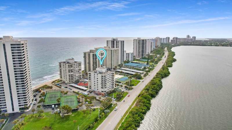 2 bedroom Condominium at 5480 N Ocean Drive #Bphc, Dunes Towers Cond A & B 15-42-43, Part Of Gov, Singer Island — photo 1