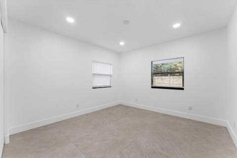 162 SE 27th Way, Boynton Beach FL - photo 15 of 33