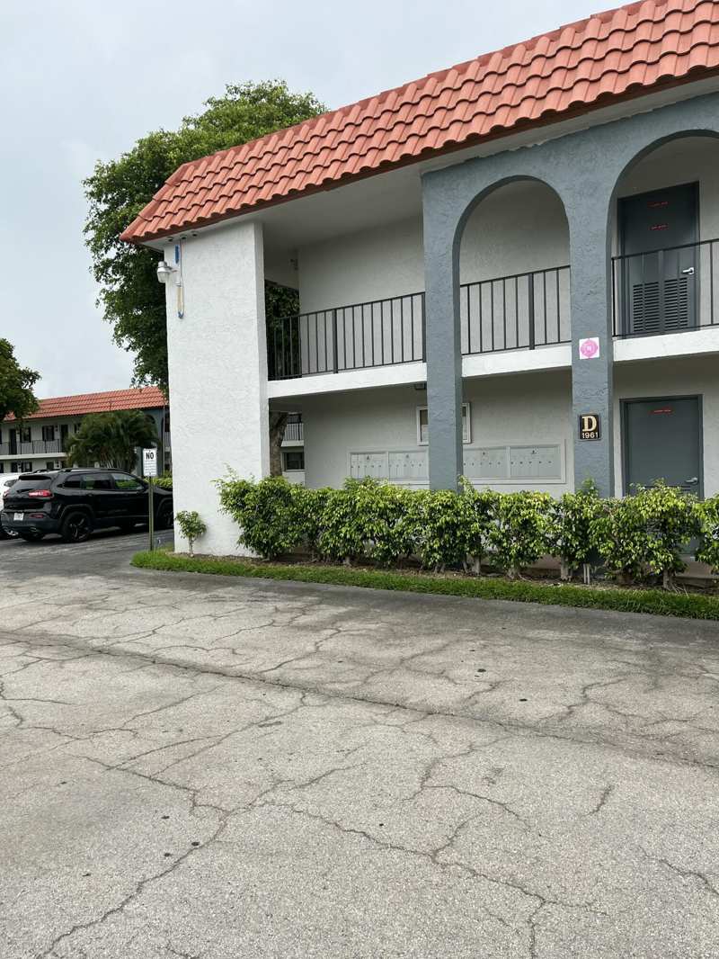 2 bedroom Condominium at 1961 W Woolbright Road #D103, Venetian Terrace Condo, Boynton Beach — photo 1