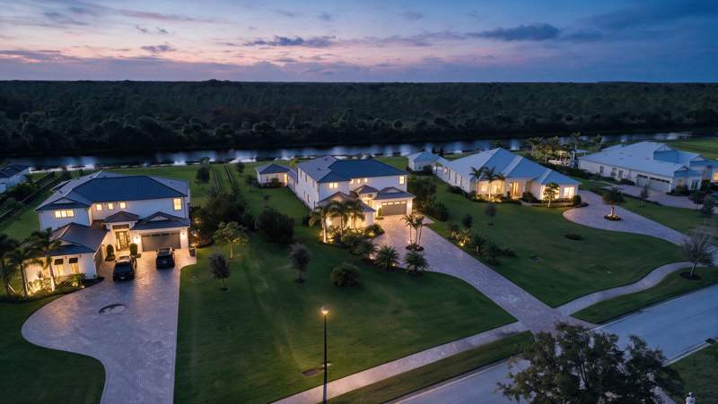 7 bedroom Single Family Residence at 20036 SE Bridgewater Drive, Bridgewater Preserve, Jupiter — photo 2