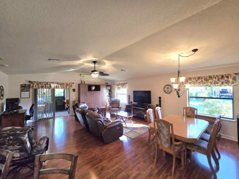 20 Silver Oak Drive, Port St. Lucie FL - photo 9 of 39