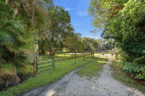 13697 66th Street, The Acreage FL - photo 18 of 40