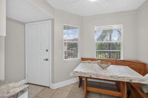 1100 SW 128th Terrace #302U, Pembroke Pines FL - photo 10 of 64