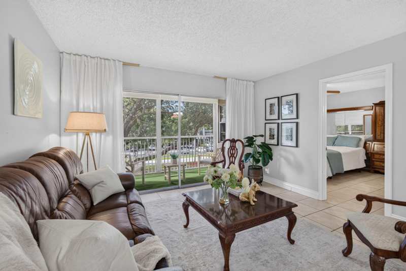 2 bedroom Condominium at 1100 SW 128th Terrace #302U, Cambridge At Century, Pembroke Pines — photo 1