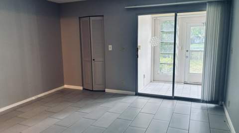 2502 Antigua Terrace #G1, Coconut Creek FL - photo 7 of 42