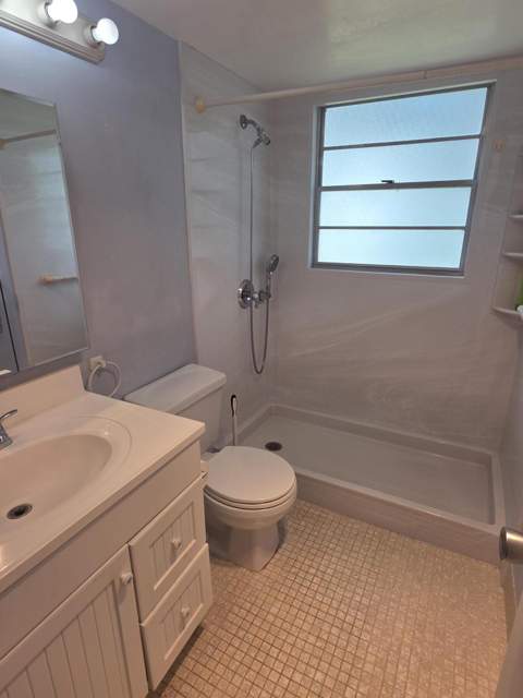 241 Southampton C, West Palm Beach FL - photo 6 of 18