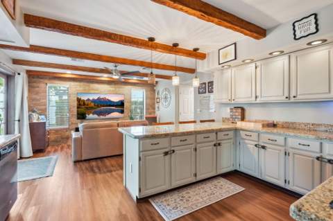 9220 Lawrence Road, Boynton Beach FL - photo 9 of 49