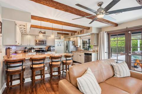 9220 Lawrence Road, Boynton Beach FL - photo 11 of 49