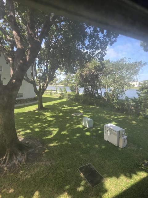 241 Southampton C, West Palm Beach FL - photo 13 of 18