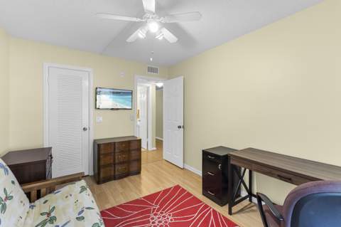 273 Newport Drive, Deerfield Beach FL - photo 19 of 35