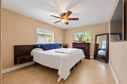 4661 NW 13th Avenue, Deerfield Beach FL - photo 13 of 20