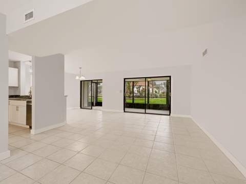 10772 Bahama Palm Way #101, Boynton Beach FL - photo 16 of 54