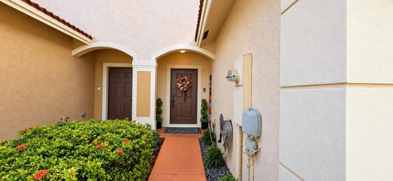 3 bedroom Townhouse at 8834 S Isles Circle, Woodland Villas 1st Add, Tamarac — photo 4