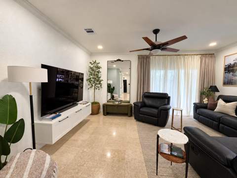 8834 S Isles Circle, Tamarac FL - photo 13 of 40