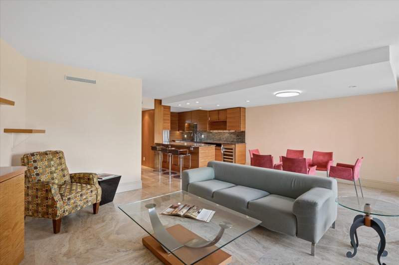 2 bedroom Condominium at 3900 Oaks Clubhouse Drive #508, No 76 Palm-Aire Country Club, Pompano Beach — photo 4