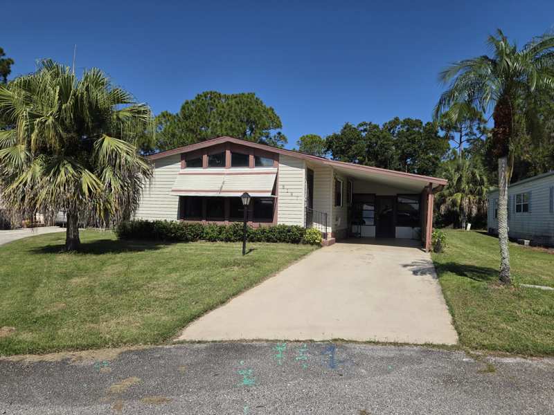 2 bedroom Manufactured Home at 8187 Blackbead Court, Savanna Club Plat I, Port St. Lucie — photo 1