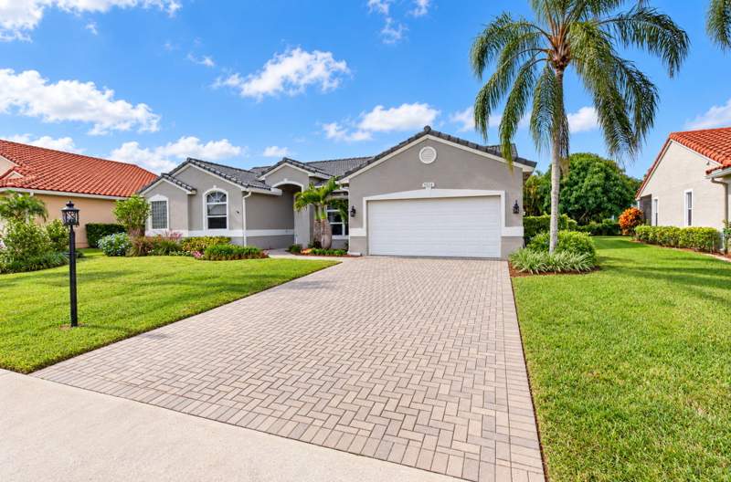 4 bedroom Single Family Residence at 9524 Lake Serena Drive, Boca Vista Estates, Boca Raton — photo 2
