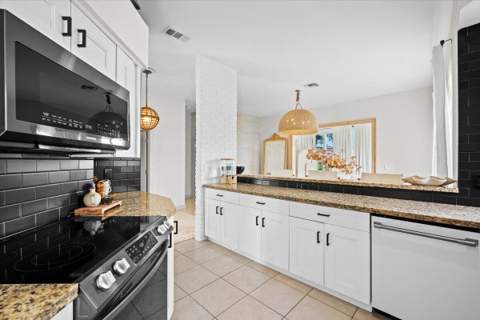 149 Harbor Lake Circle, Greenacres FL - photo 17 of 52