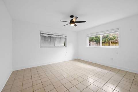 4031 NE 15th Avenue, Oakland Park FL - photo 8 of 26