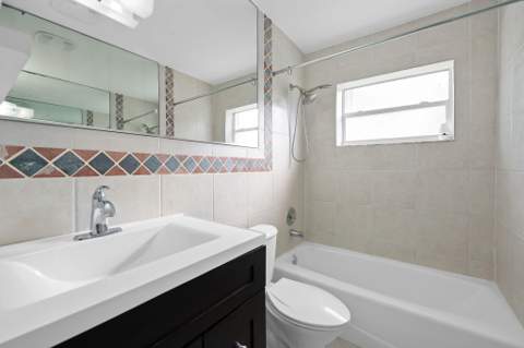 4031 NE 15th Avenue, Oakland Park FL - photo 14 of 26