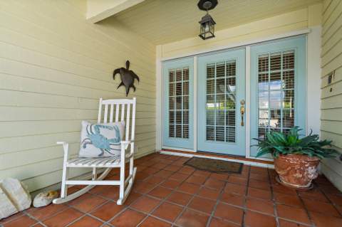 10690 SE Jupiter Narrows Drive, Hobe Sound FL - photo 23 of 47