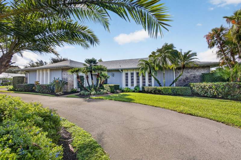5 bedroom Single Family Residence at 4632 Juniper Lane, PGA National Golf Club Estates 2, Palm Beach Gardens — photo 2