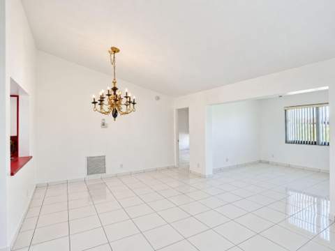 2079 SW 16th Circle, Deerfield Beach FL - photo 17 of 70