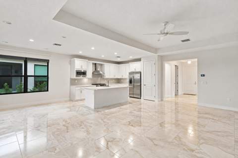 13165 SW Birdsong Lane, Port St. Lucie FL - photo 18 of 77