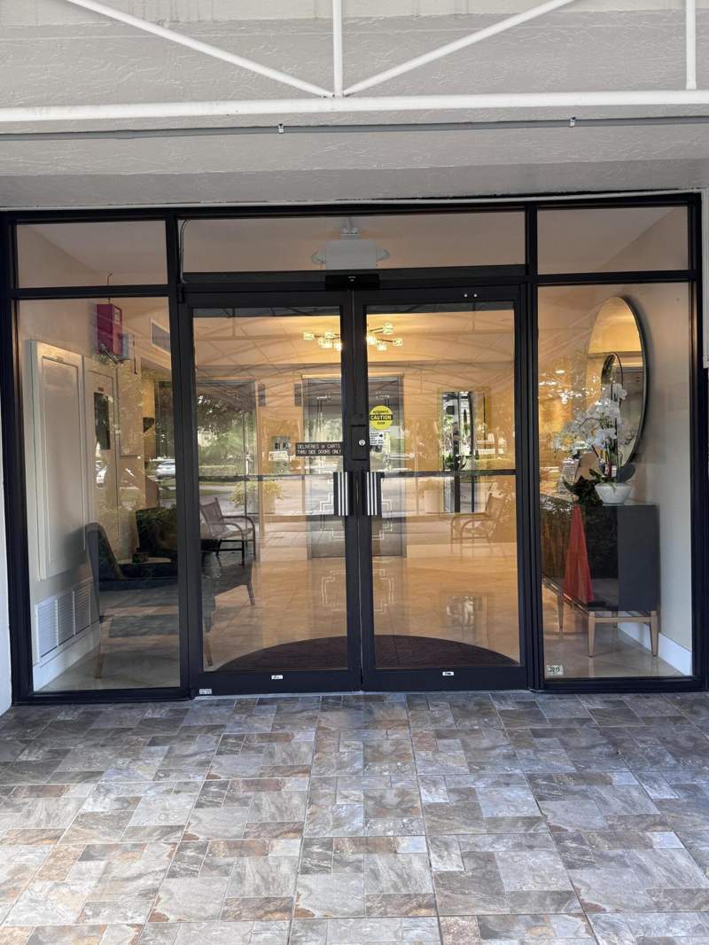 2 bedroom Condominium at 2900 N Course Drive #305, No 53 Palm-Aire Country Club, Pompano Beach — photo 3