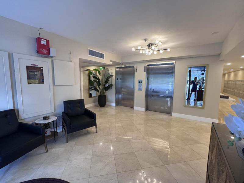 2 bedroom Condominium at 2900 N Course Drive #305, No 53 Palm-Aire Country Club, Pompano Beach — photo 4