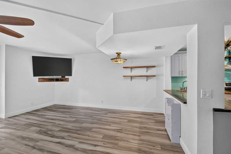 2 bedroom Townhouse at 216 Foxtail Drive #B, Charter Club Of Palm Beach, Greenacres — photo 5