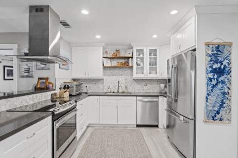 1001 Sunset Road, West Palm Beach FL - photo 6 of 24