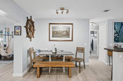 1001 Sunset Road, West Palm Beach FL - photo 7 of 24