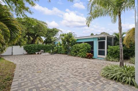 1001 Sunset Road, West Palm Beach FL - photo 23 of 24