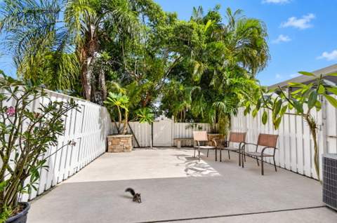 216 Foxtail Drive #B, Greenacres FL - photo 14 of 18