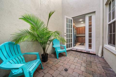 8221 NW 8th Way, Boca Raton FL - photo 16 of 46