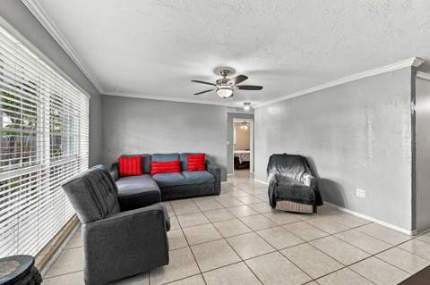 1761 SW 50th Avenue, Fort Lauderdale FL - photo 8 of 35