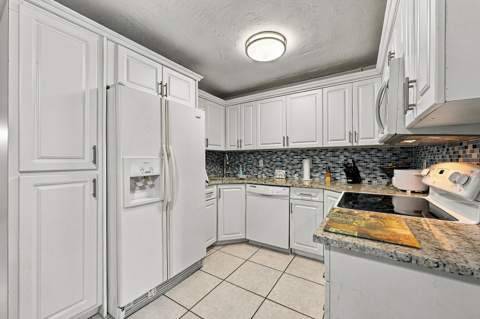 1761 SW 50th Avenue, Fort Lauderdale FL - photo 16 of 35