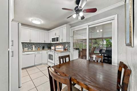 1761 SW 50th Avenue, Fort Lauderdale FL - photo 17 of 35