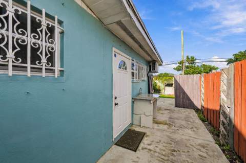1761 SW 50th Avenue, Fort Lauderdale FL - photo 21 of 35