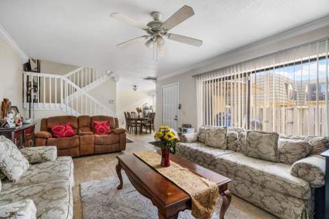 221 2nd Way, West Palm Beach FL - photo 9 of 23