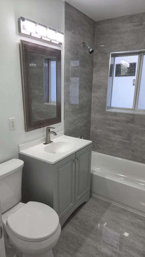 1791 Lauderdale Manor Drive, Fort Lauderdale FL - photo 6 of 17