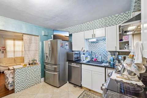 216 NE 26th Court, Pompano Beach FL - photo 11 of 44